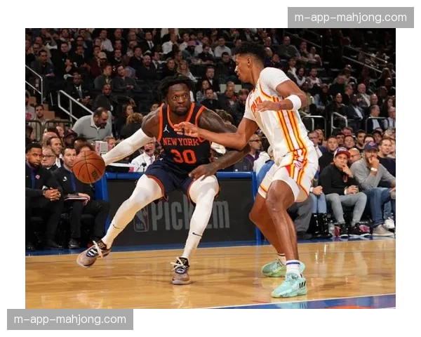 尼克斯兰德尔手腕伤势持续 球队内线深度面临严峻挑战