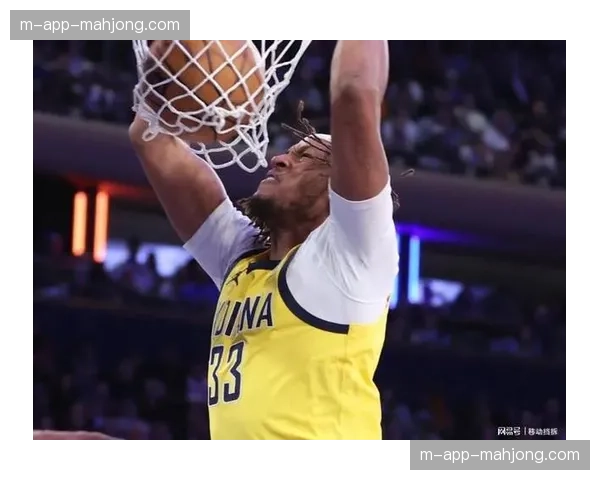 步行者特纳高位挡拆 外弹投射创造战术发起点